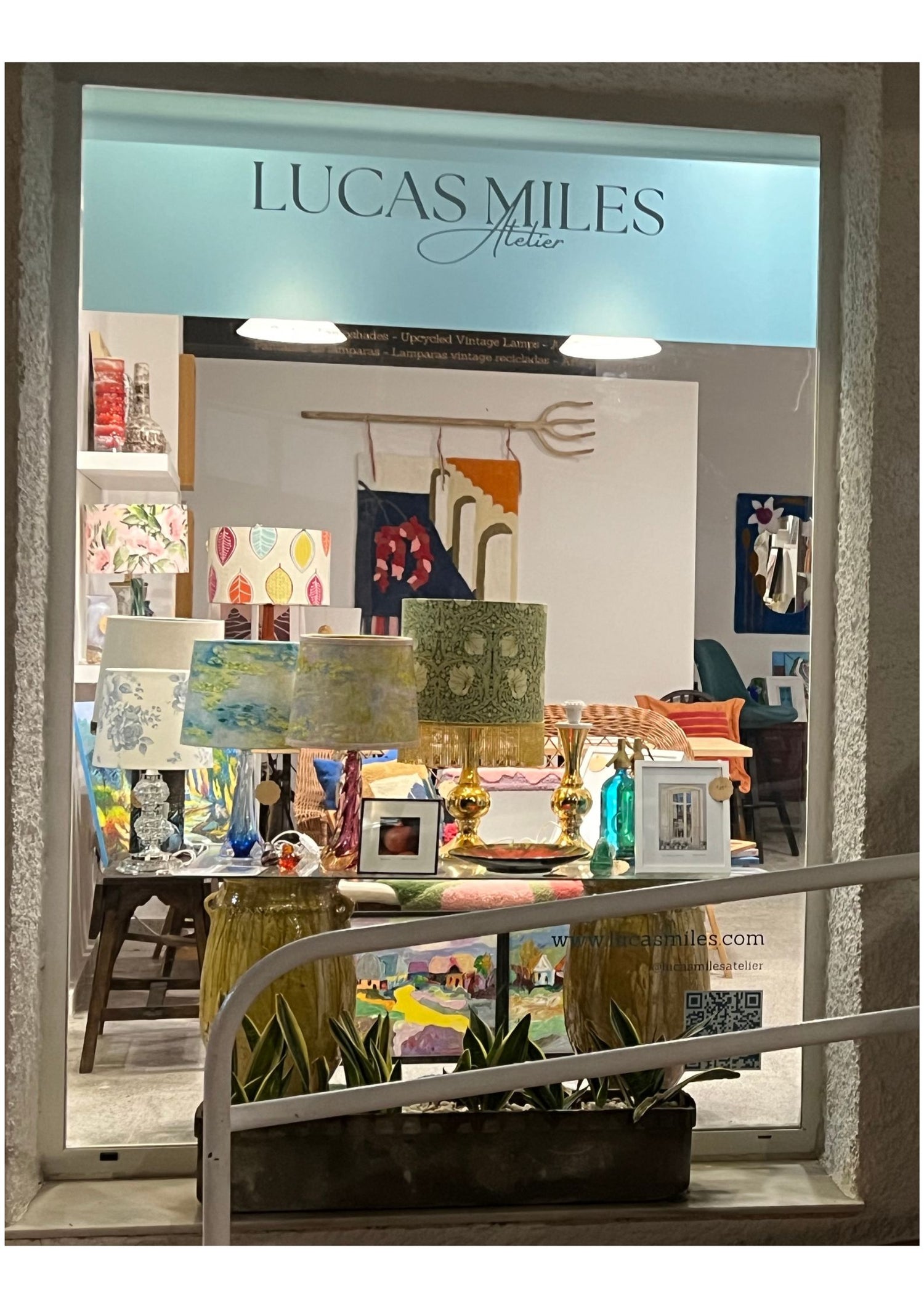 Art and crafted handmade things of beauty