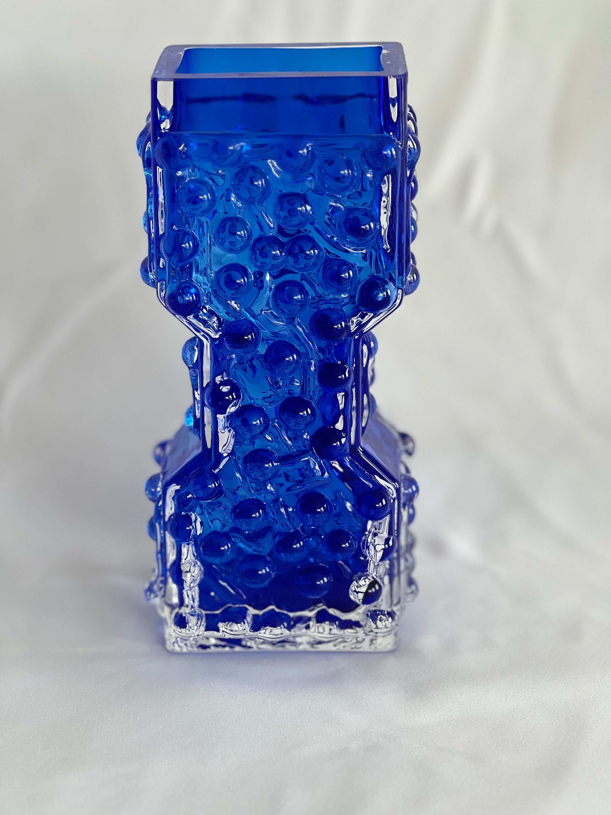 Joseph Schott Art Glass by Smålandshyttan reverse