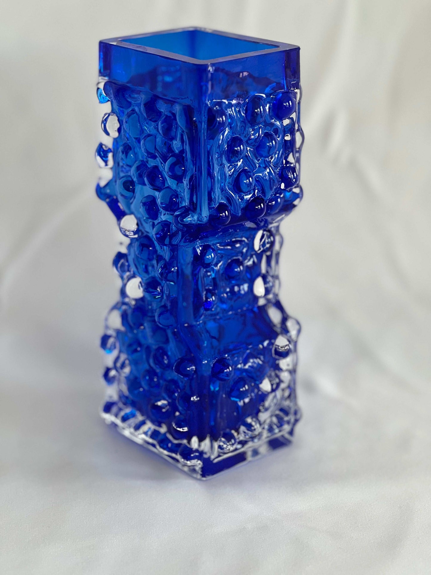 Blue Joseph Schott Art Glass by Smålandshyttan reverse side