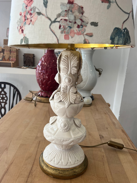 Manises Vintage Cream Table Lamp and Lampshade