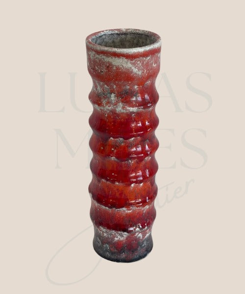 Red ceramic vase with ring details