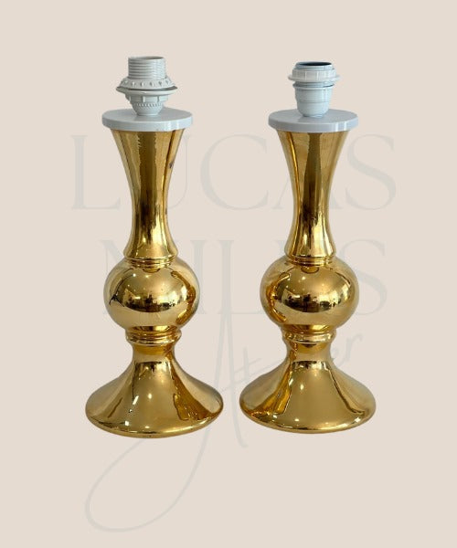 Par de lámparas de mesa Luxus Uno y Osten Gold
